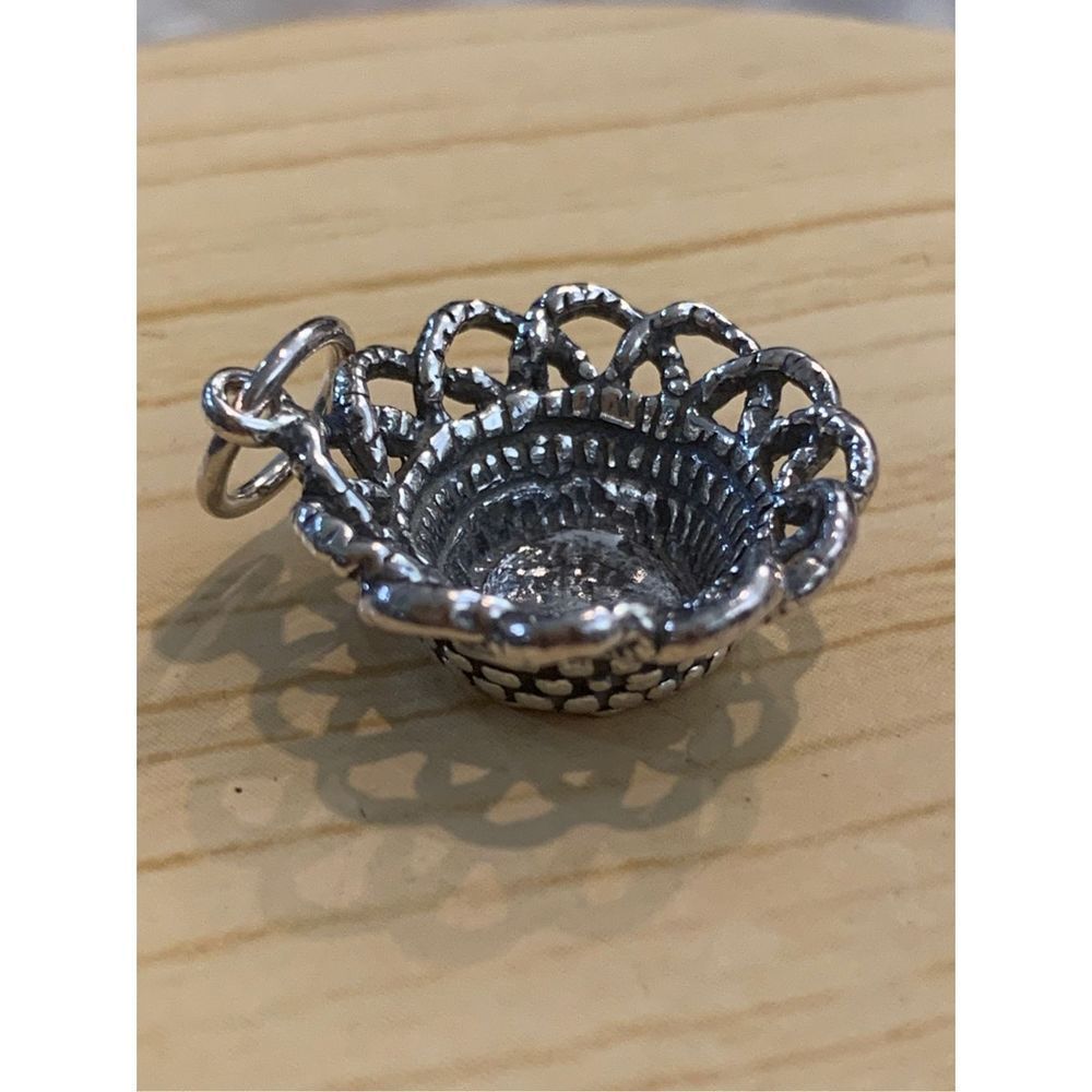 .925 Vintage Straw Bread Basket Sterling Silver Jewelry Charm #vintage basket